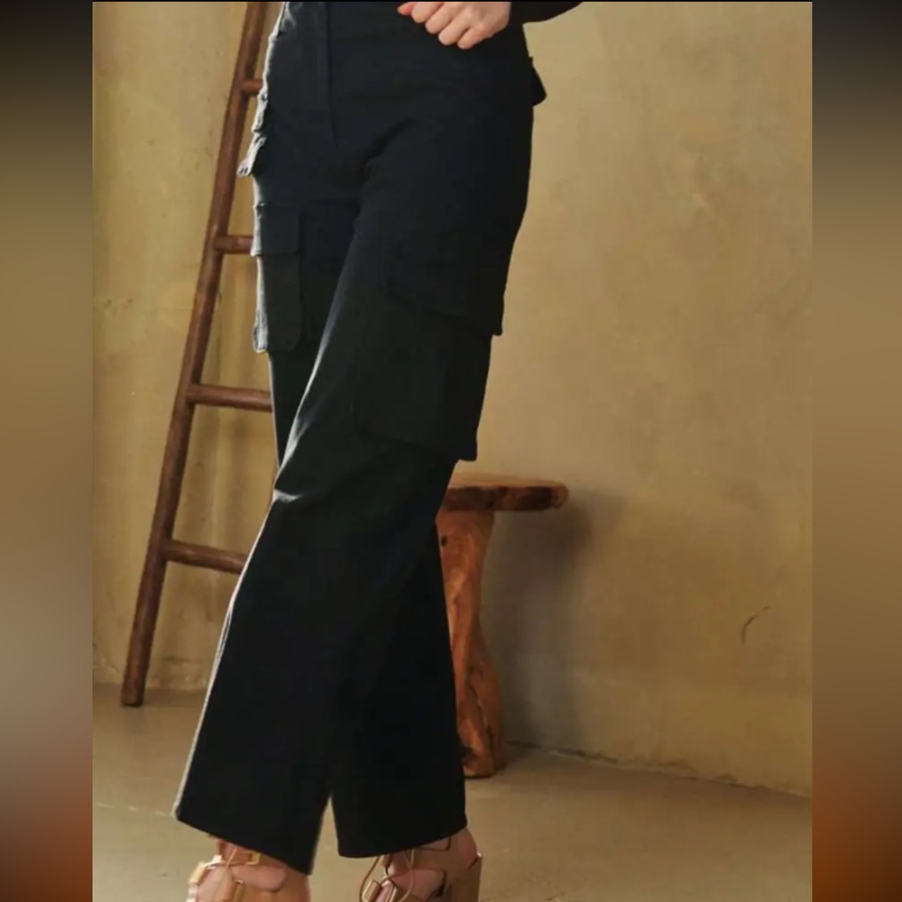 DAVI & DANI Women’s Dark Cargo Pants